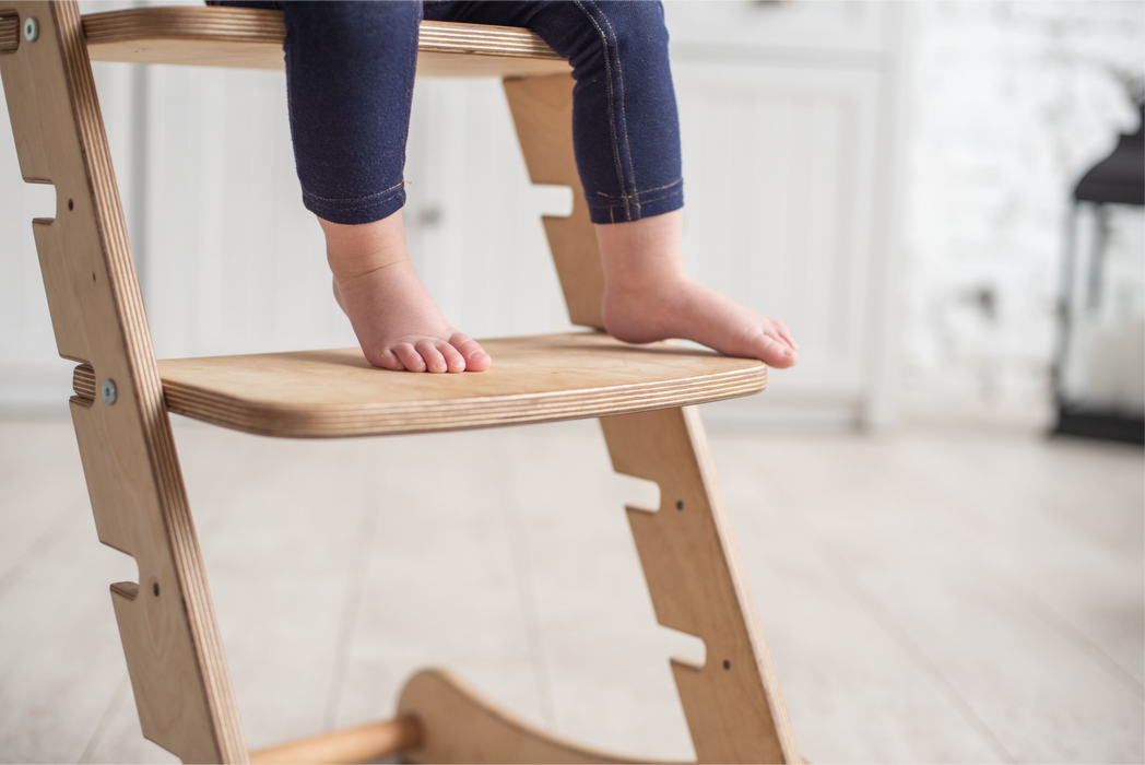 Goodevas Growing Chair for Kids with Tabletop