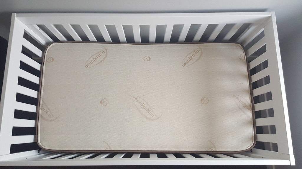 Why Your Baby's Crib Has To Have A Natural Crib Mattress