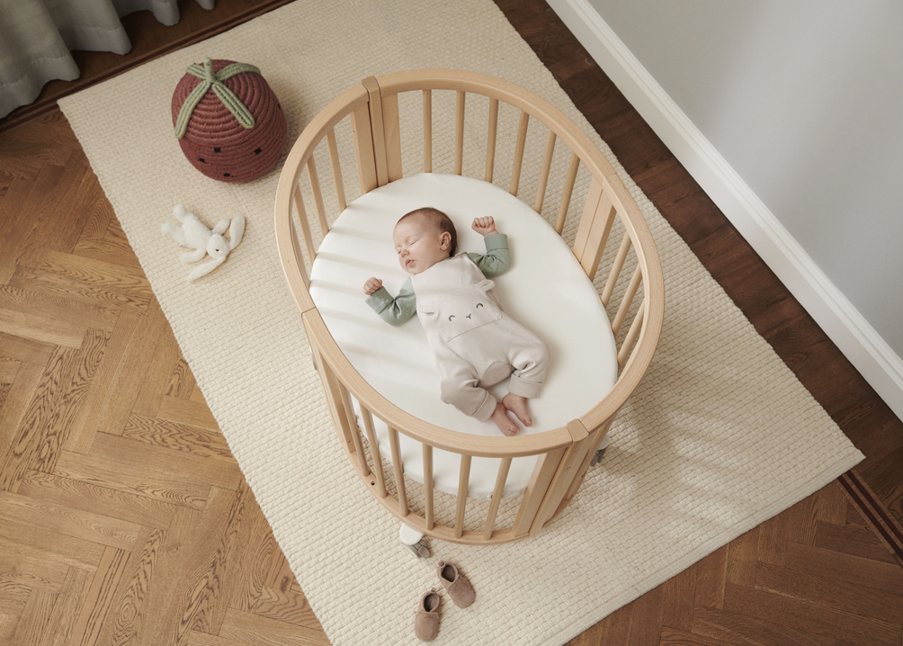 Stokke® Sleepi™ Mini Crib Bundle with Mattress (2023)