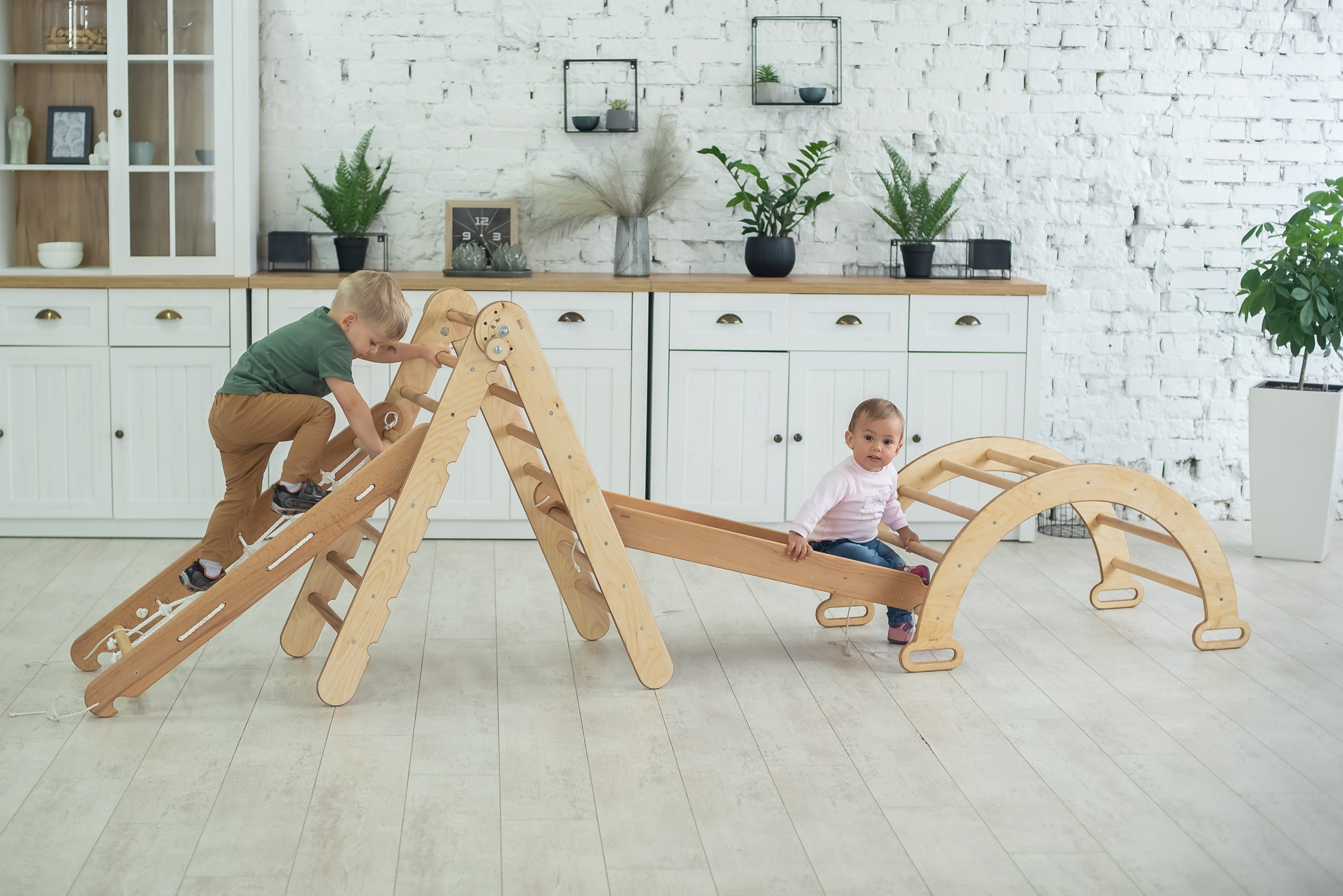 4-in-1 Montessori Climbing Frame Set: Triangle Ladder + Arch/Rocker + Slide Board/Ramp + Netting rope